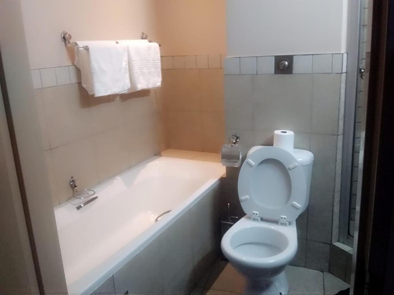 Mabungubwe Hotel Apartments - Home Away From Home Johannesburg Zewnętrze zdjęcie