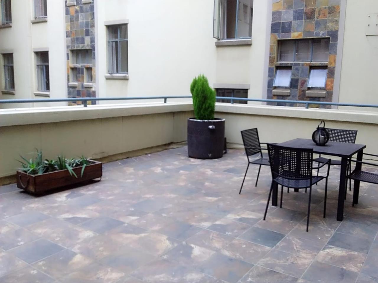 Mabungubwe Hotel Apartments - Home Away From Home Johannesburg Zewnętrze zdjęcie
