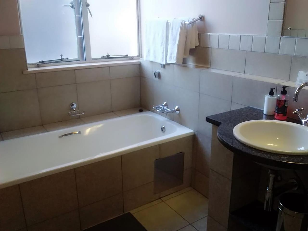 Mabungubwe Hotel Apartments - Home Away From Home Johannesburg Zewnętrze zdjęcie